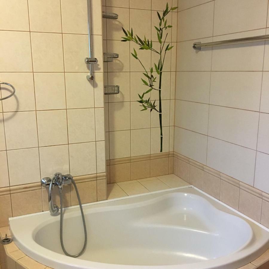 פרשוב Apartment Tekelova 95M2 מראה חיצוני תמונה