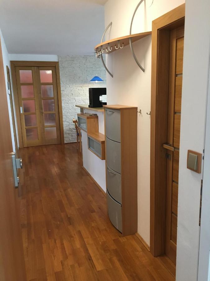 פרשוב Apartment Tekelova 95M2 מראה חיצוני תמונה
