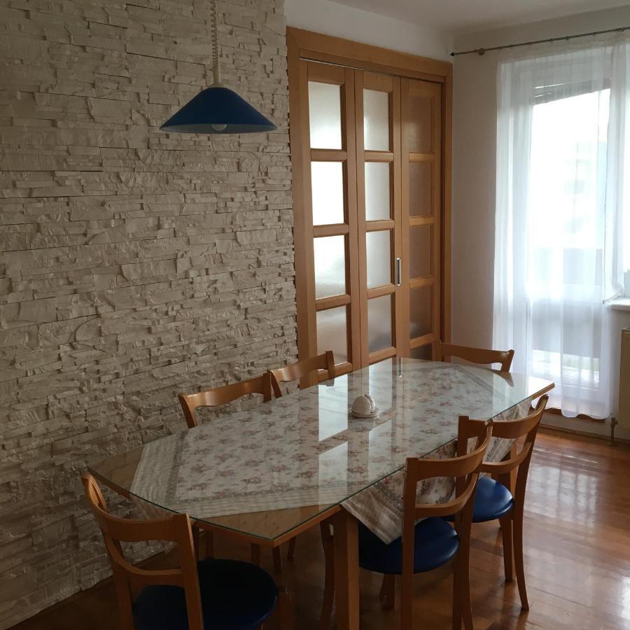 פרשוב Apartment Tekelova 95M2 מראה חיצוני תמונה